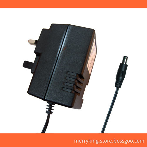 Ei41universal AC/DC Linear Adapter (MK-US24LI)